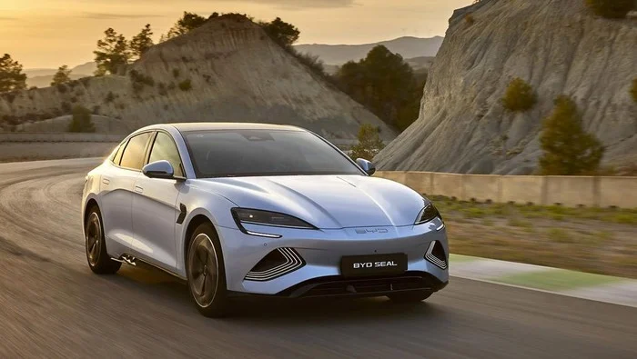BYD Bisa Jual 76.800 Unit Mobil Listrik dalam 7 Hari, Tesla Cuma 15.800 Unit