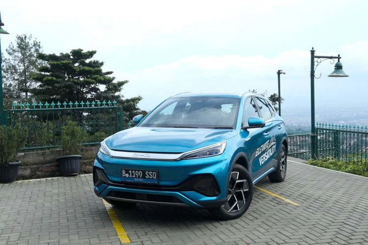 BYD Gebrak GIIAS 2024 dengan Mobil Baru yang Siap Memukau
