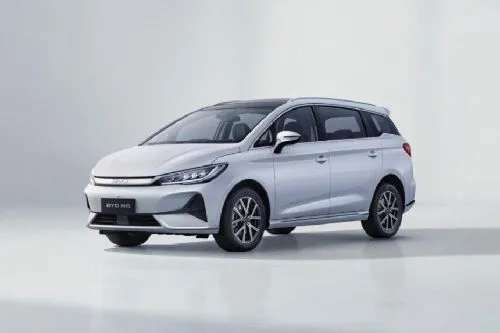 BYD M6: Mobil Listrik Mewah dengan Spesifikasi Unggulan seharga Rp300 Jutaan