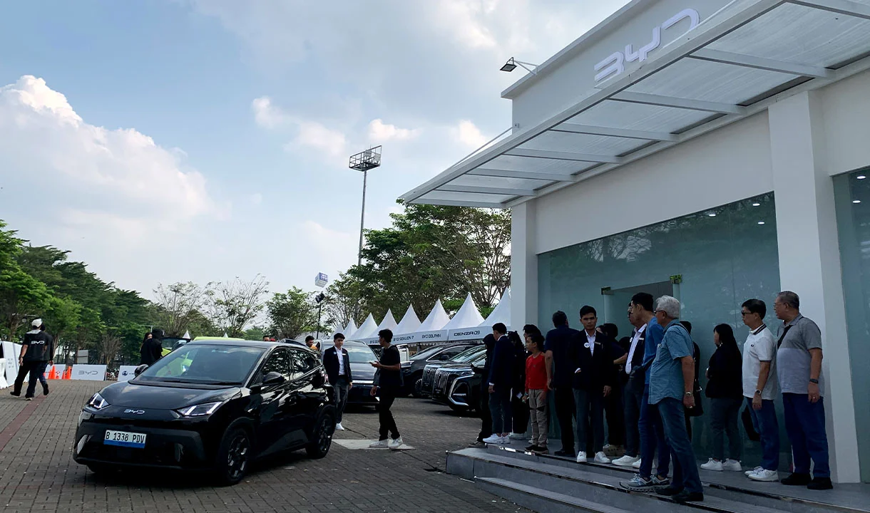 BYD Atto 1 Diserbu Pengunjung, Ratusan Test Drive Tiap Hari di GIIAS 2025